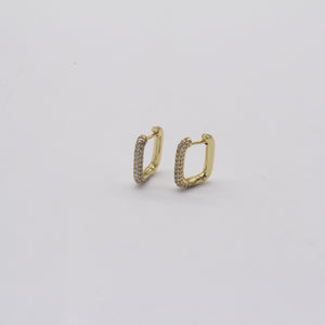 Amelia Sm Huggie Earring