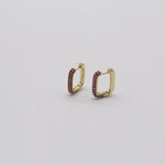 Load image into Gallery viewer, Amelia Sm Huggie Earring
